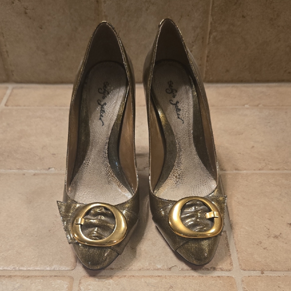 Sergio Zelcer Metallic Gold Heels with Buckle